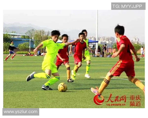 重庆足球队崛起之路：城市联赛中的拼搏与梦想